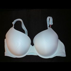 Victoria’s Secret Full Coverage T-Shirt PushUp Bra